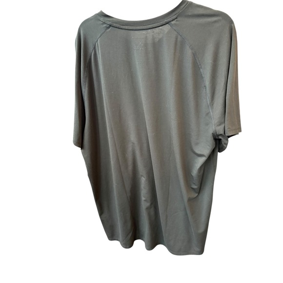 Peloton Logo Black V Neck Moisture Wicking Short Sleeve Shirt - XXL - Picture 3 of 6